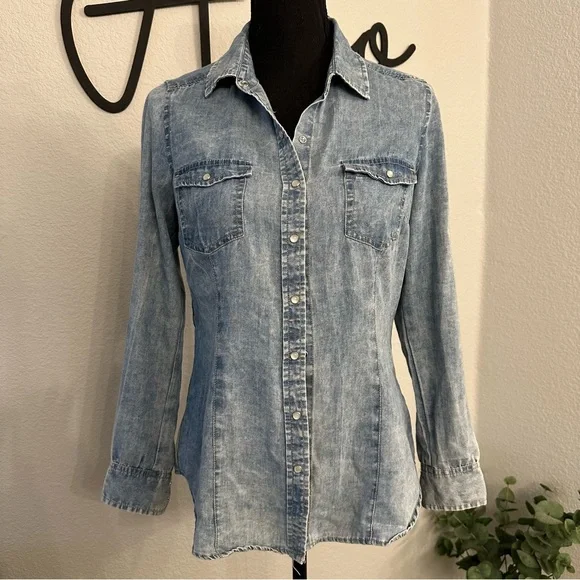 Daniel Rainn Small Denim button down collared shirt - Picture 1 of 7